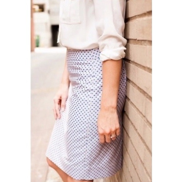 J.Crew Dresses & Skirts - J.Crew The Pencil Skirt Polka Dot Size 6 Career Office Classic Preppy Minimalist